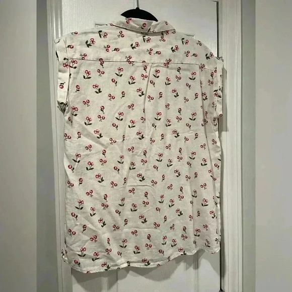 Velvet Heart Linen Blend Short Roll Sleeve Button Down Shirt Cherry Print Size S - Picture 3 of 9